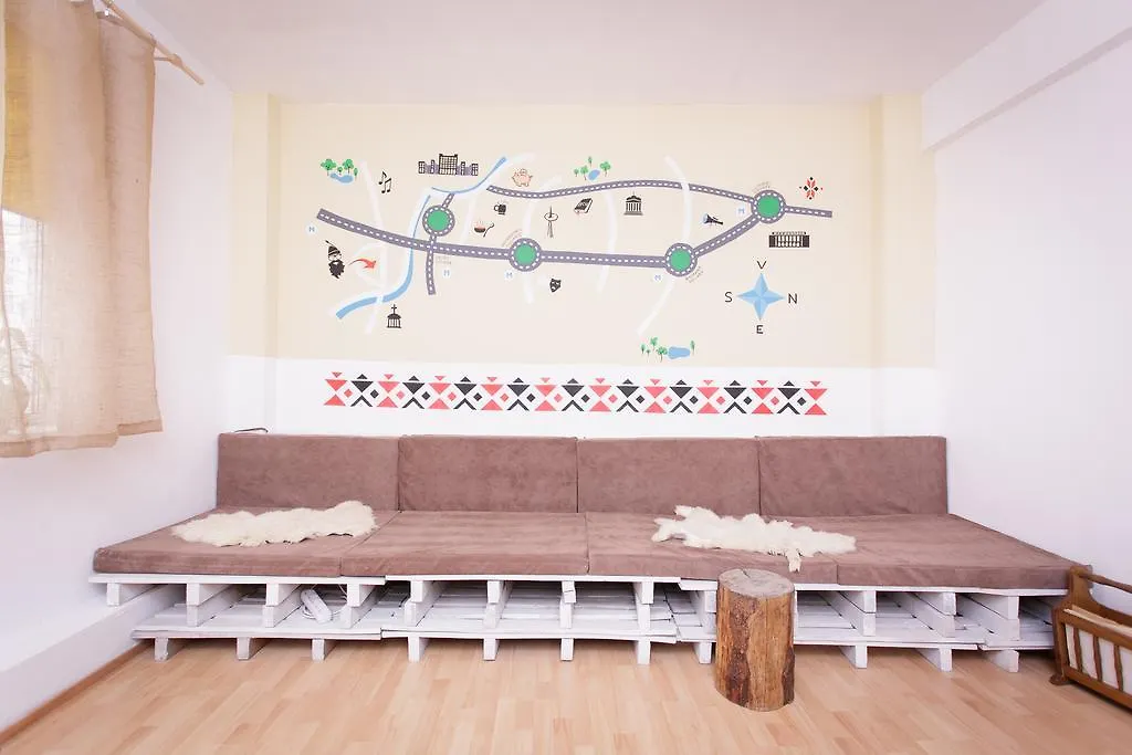 Bucur'S Shelter Hostel Bucharest 0*,