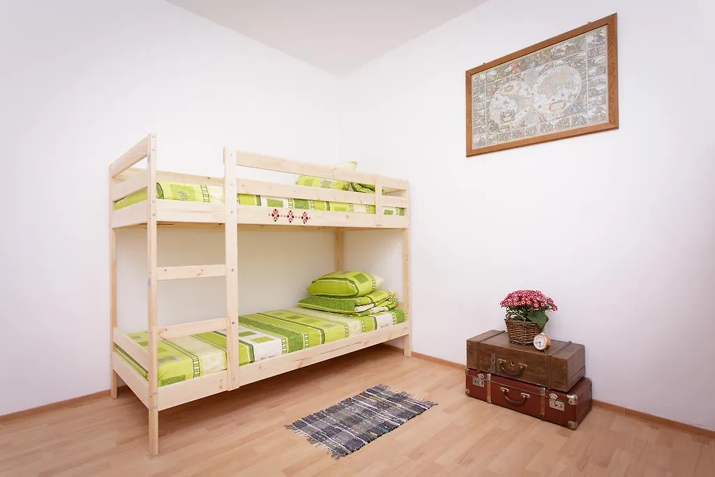 Bucur'S Shelter Hostel Bucharest Romania