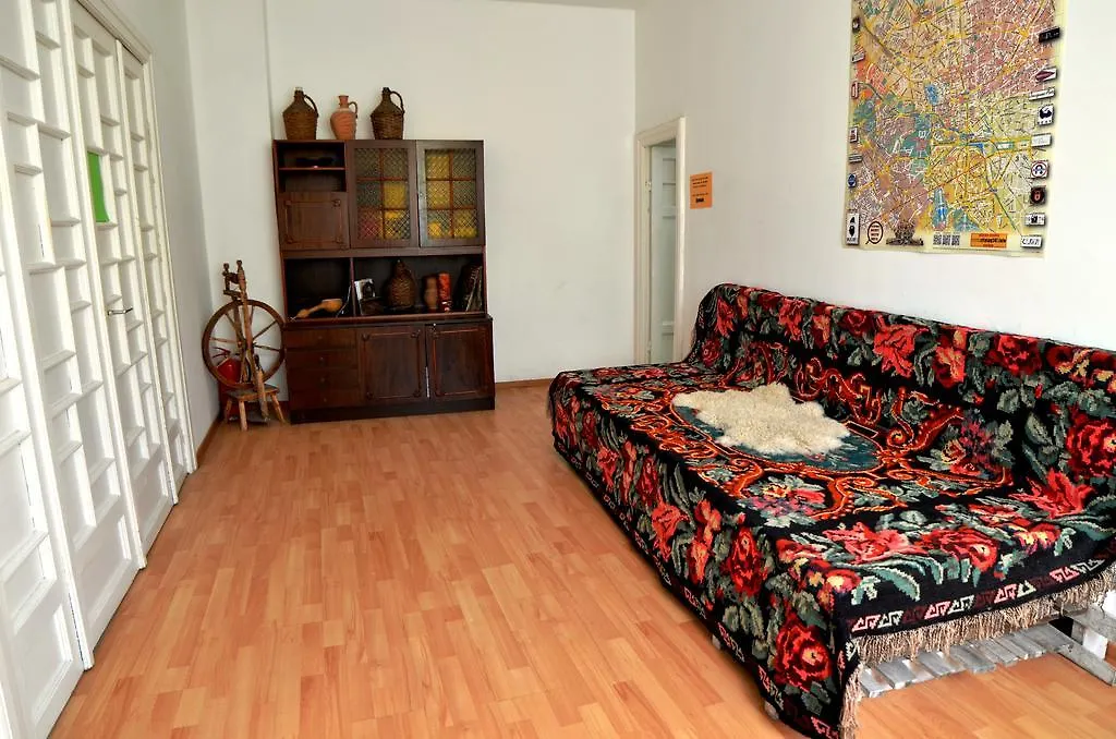 Bucur'S Shelter Hostel Bucharest Romania